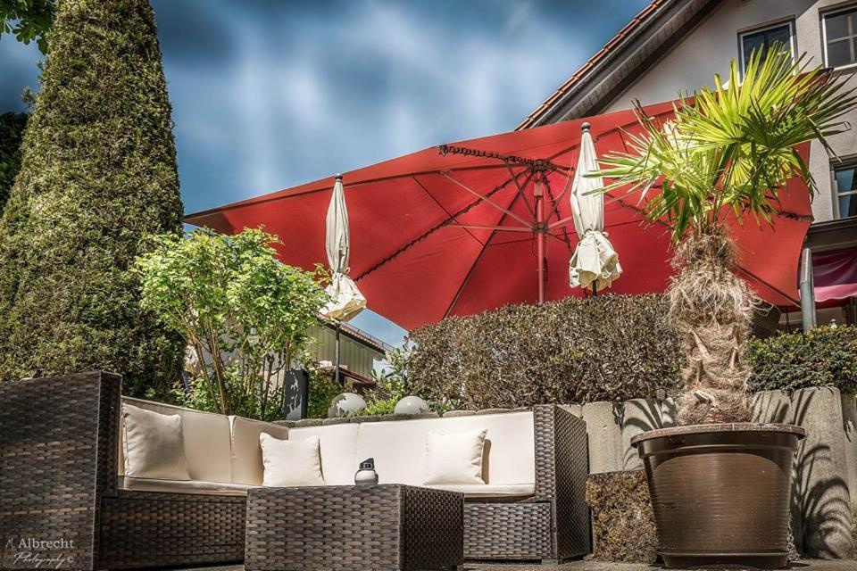 Sopherl Am See - Fruehstueck Auf Der Seeterrasse, Sehr Ruhig Und Wunderschoen Am See, 3 Minuten Nach Oberpfaffenhofen, Viele Radtouren, Restaurants & Cafes In Der Umgebung Веслинг Экстерьер фото